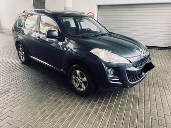 Peugeot Suv 4007 4x4 7Míst Tažné Naj-251Tkm.