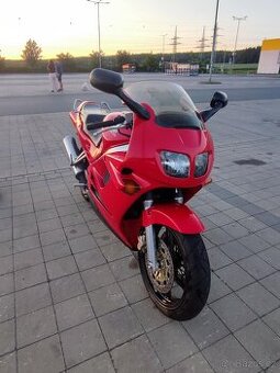 Honda VFR 750 72Kw A2