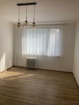 Podnájem bytu 2+1 62m2 Kostnická Chomutov - 1