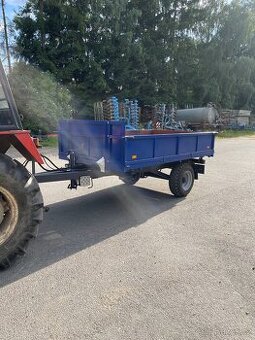Kára za traktor