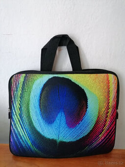 Nové barevné pouzdro na tablet / notebook