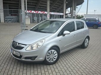 Opel Corsa, 1.2i 16V, 59kw Původ ČR 2. maj L+Z kola