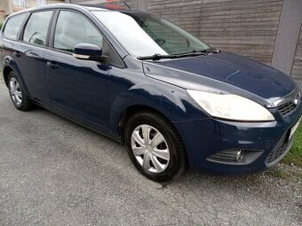 Ford Focus kombi 1,6 benzín