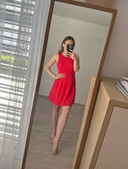 Nádherné šaty Pimkie XS