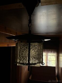 Svítidlo-lucerna-lustr
