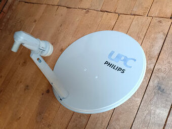 Satelitní anténa s konvertorem