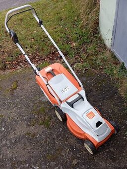 Sekačka AKU bez pojezdu