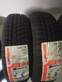 Pneu 165/70R13