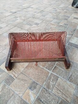 Starý stojan na gramo desky