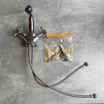 Retro umyvadlová baterie