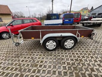 Bržděný dvouosý přívěs, vozík na 2000 kg, plocha 130x290 cm