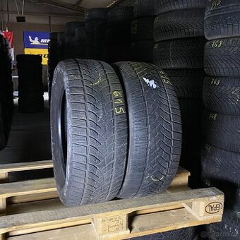 Zimní pneu 235/55 R17 99V Dunlop 5,5mm