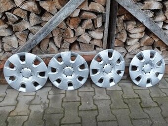 P: Poklice Škoda R14 Fabia II