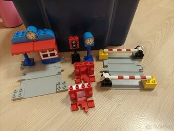 Lego Duplo doplňky k vlaku - 1