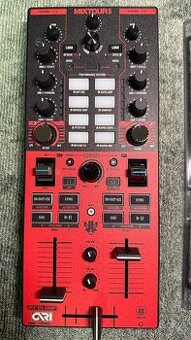 Reloop Mixtour Pro - 1