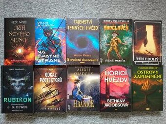 1) Prodám 23 knih - fantasy, komiksy...