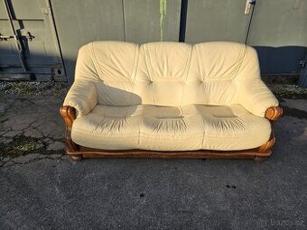 Sedačka kožená, třímístná