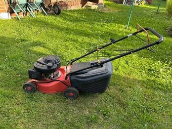 Benzínová sekačka