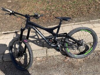 Specialized demo 7.1 downhill