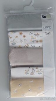 Nové body C&A vel. 56 - auta nebo jarní