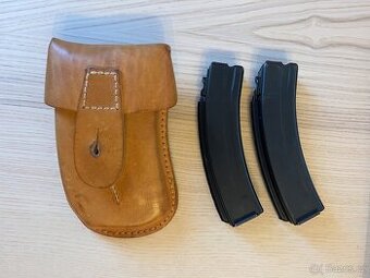 Sumka se zásobníky pro Škorpion vz. 61S