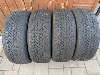 Zimní pneu Nokian WR Snowproof P 205/55 R17