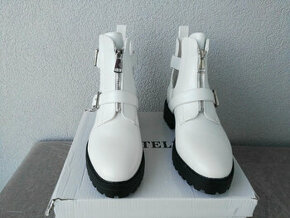 Bílé boty - 1