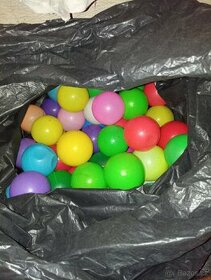 Plastové duté balónky na hraní pro děti