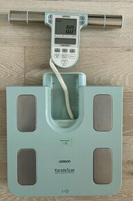lékařská váha s měřením tuku a svalové hmoty OMRON BF-511