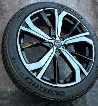 Zimní top sada Volvo XC60 255/40R21 102V
