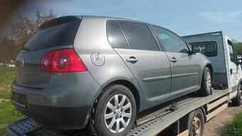VW GOLF 5 1,6 MPI 75KW  300000KM KAROSERIE SUPER
