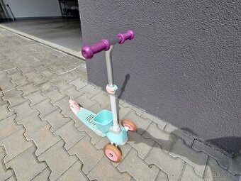 Dětská koloběžka trike