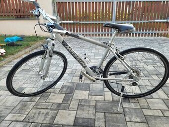 Trekové kolo Maxbike