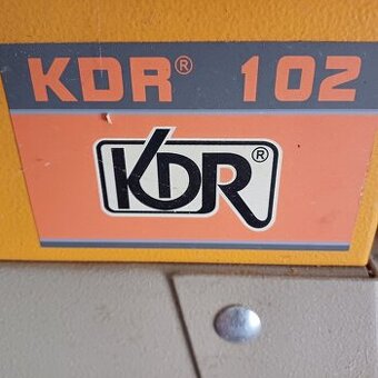 Pila KDR 102