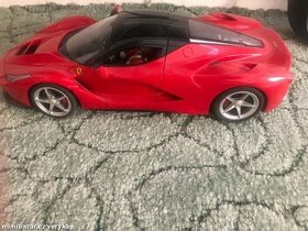 FERRARI NA DÁLKOVÉ OVLÁDÁNÍ - 1