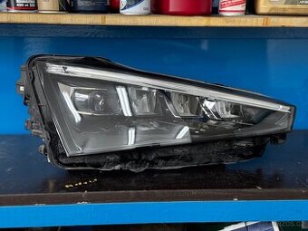 Světlomet pravý xenon 657941016A LED Škoda Scala