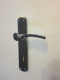 Dveřní klika / kování, stříbrná lesk, rozteč 90mm/23ks - 1