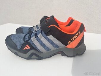 Adidas Terrex vel. 38