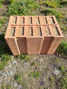 Cihly porotherm 38, 1/2 s vatou