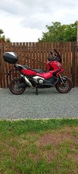 Honda X-adv 750