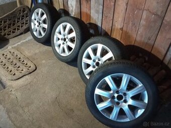 Prodám originální Al.disky Škoda Line+ pneu
