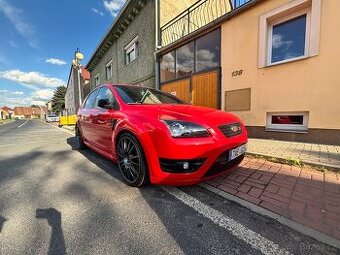 Ford Focus st225