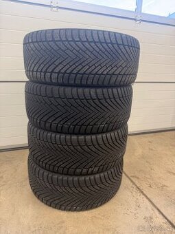 Pirelli 235/45R18