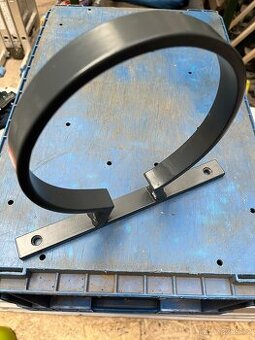 Držáky protisněhové zábrany na střechu