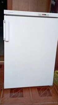 LIEBHERR 130 litrů úzký 55cm mrazák + dovoz