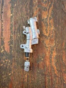 Brzdové čerpadlo zadní brzda Yamaha YZ YZF WRF 125 250 450