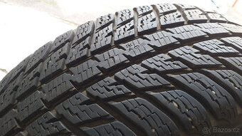 90% zimní pneu Nokian 225/60/17 XL, sada