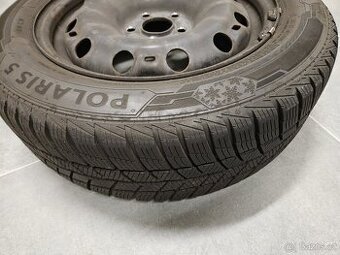 Sada zimních 15" kol, 185/60R15 + disky i poklice