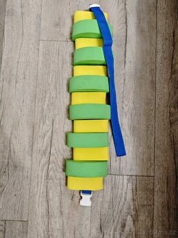 Pěnový plavecký pás. (Plavecký kruh)