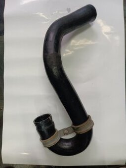 Originální hadice chladiče turba Astra H, Zafira B 55561987